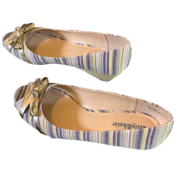 Kelly & Katie Blue Stripe Espadrille Wedge Heels w/ Peep Toe & Gold Size 9 - Picture 7 of 11